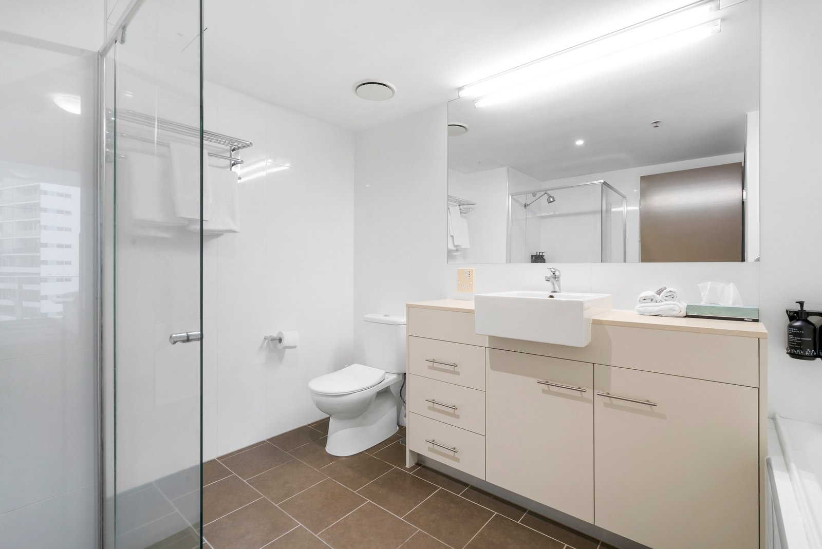 241/6-8 Stuart Street TWEED HEADS 6