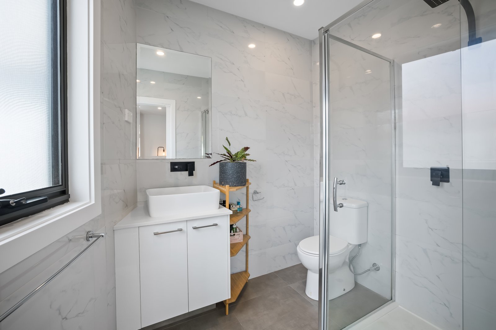 Real Estate and Property in 2/416 Brunswick Road, Brunswick West, VIC