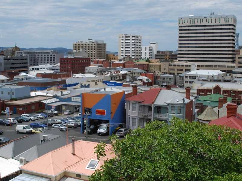 24/166 Bathurst Street HOBART 9