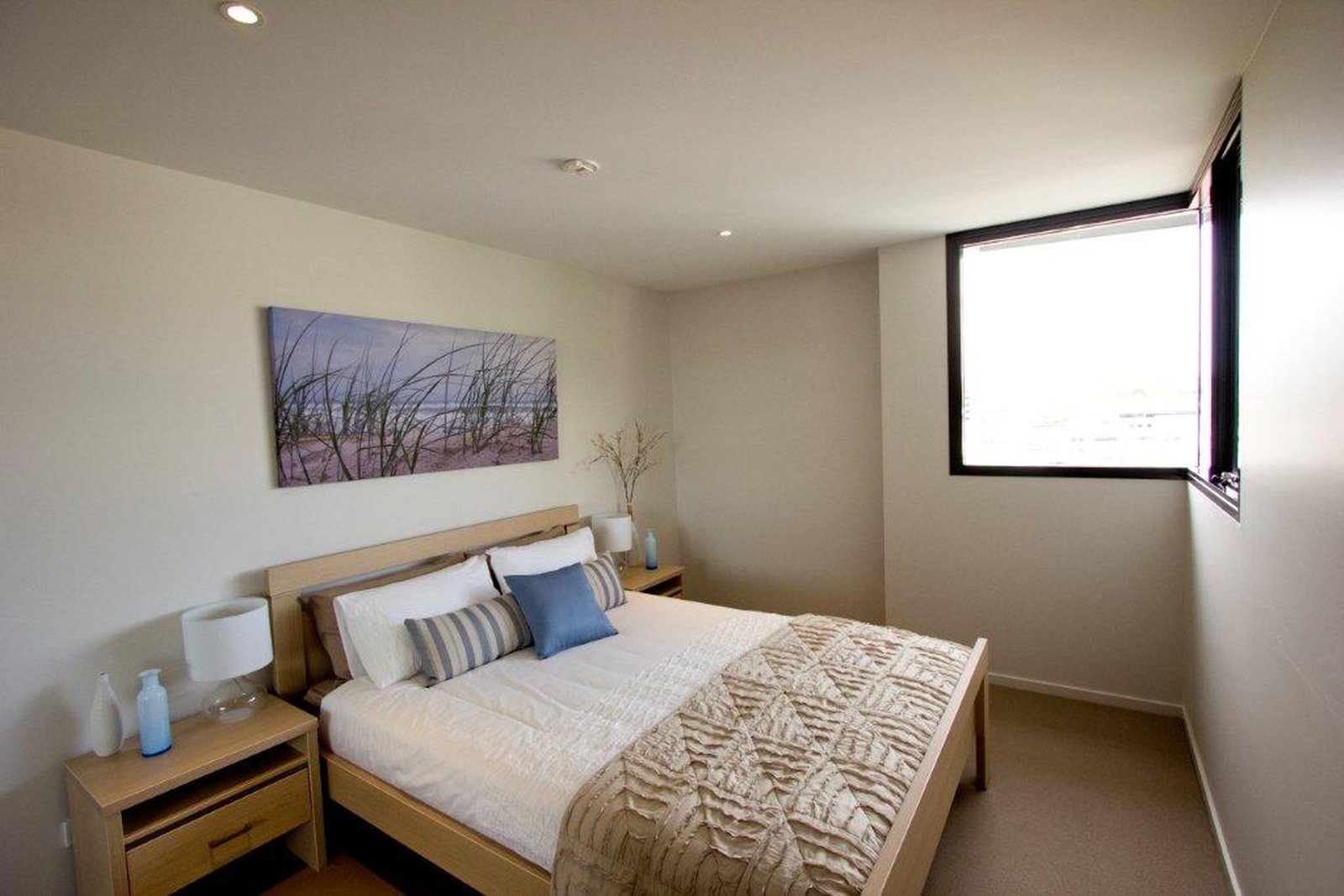 24/166 Bathurst Street HOBART 2