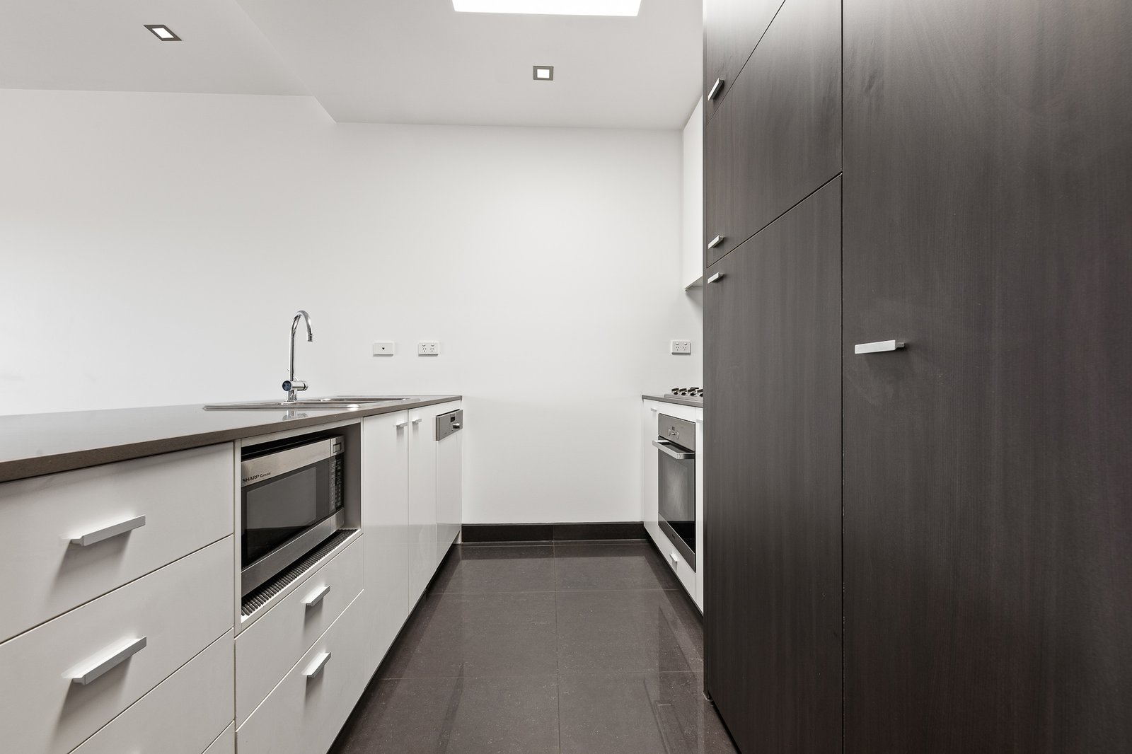 Gallery: 24/17 Robe Street