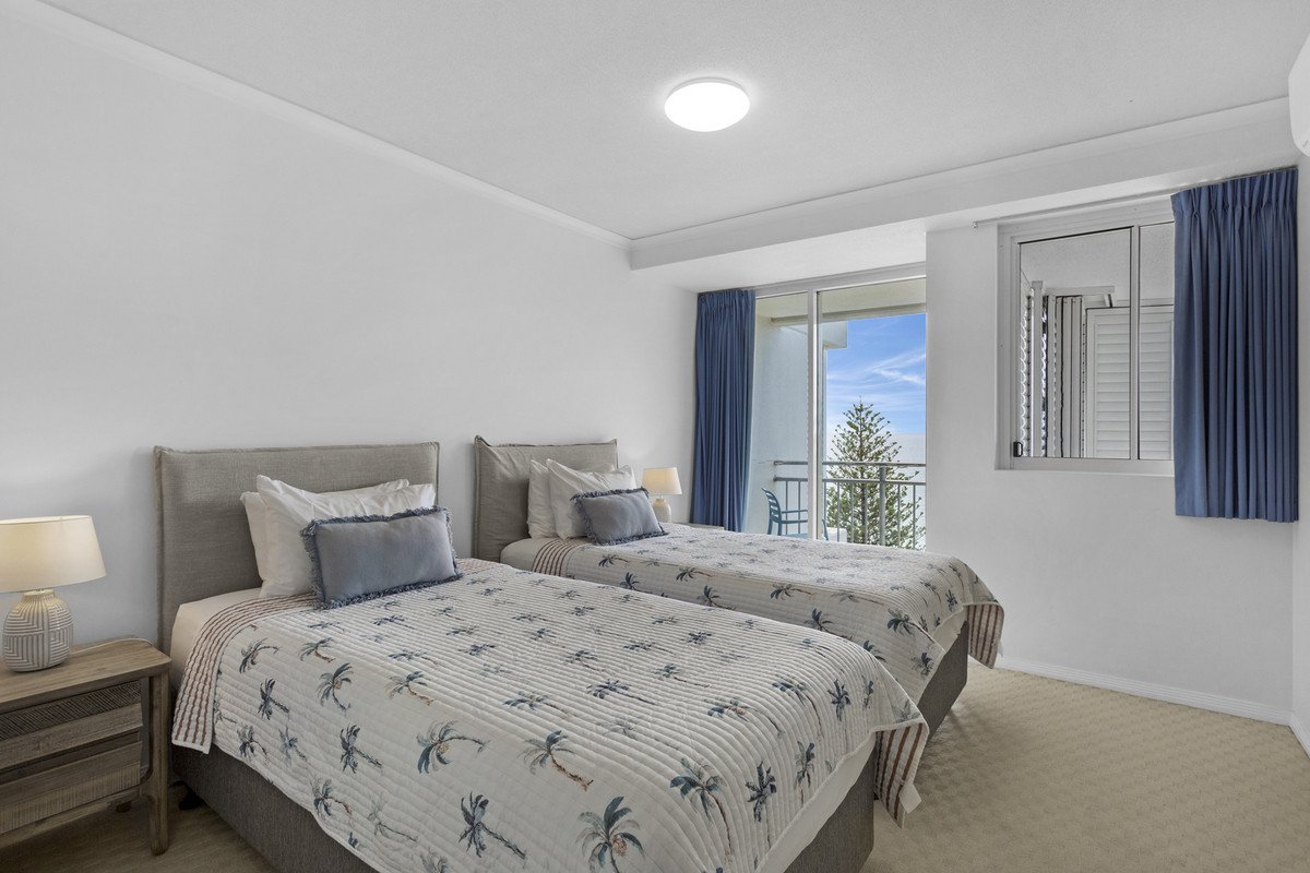 24/186 The Esplanade Burleigh Heads 13