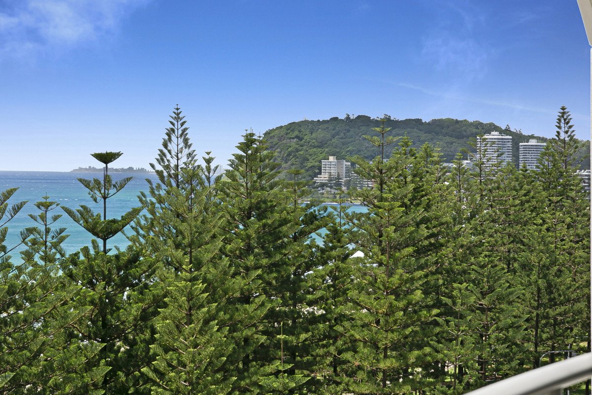 24/186 The Esplanade Burleigh Heads 18