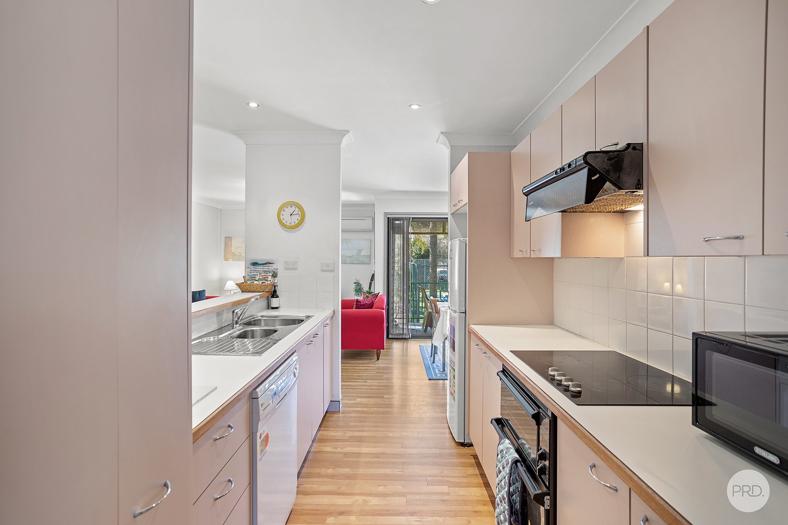 24/19-23 Dowling Street NELSON BAY 8