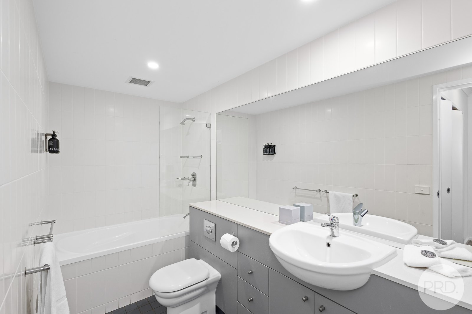 24/1A Tomaree Street NELSON BAY 15