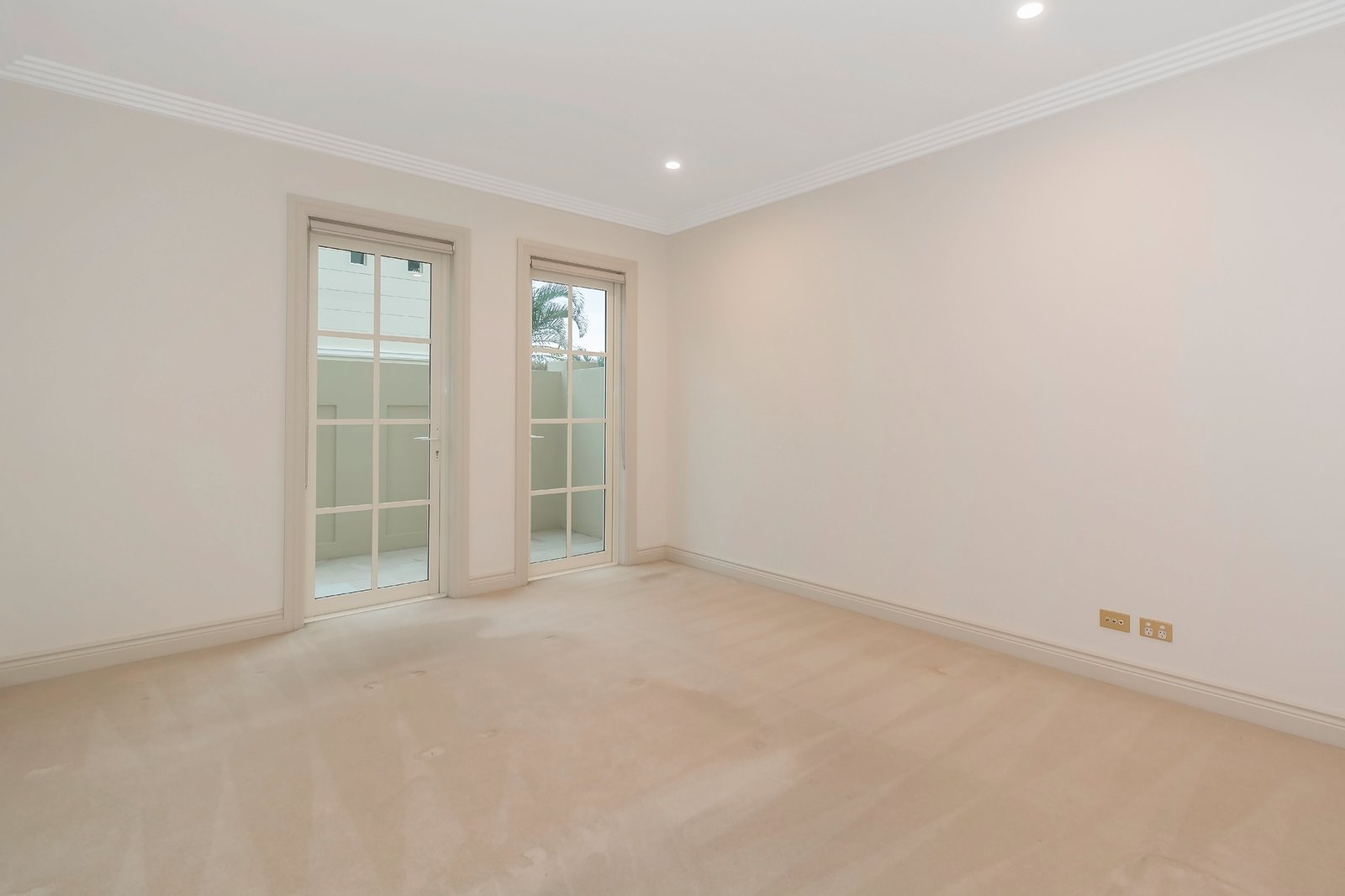 2/42-44 Brighton Parade SOUTHPORT 7