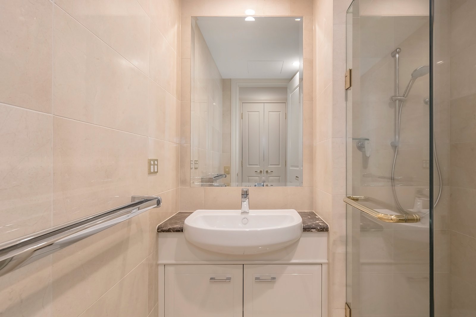 2/42-44 Brighton Parade SOUTHPORT 10