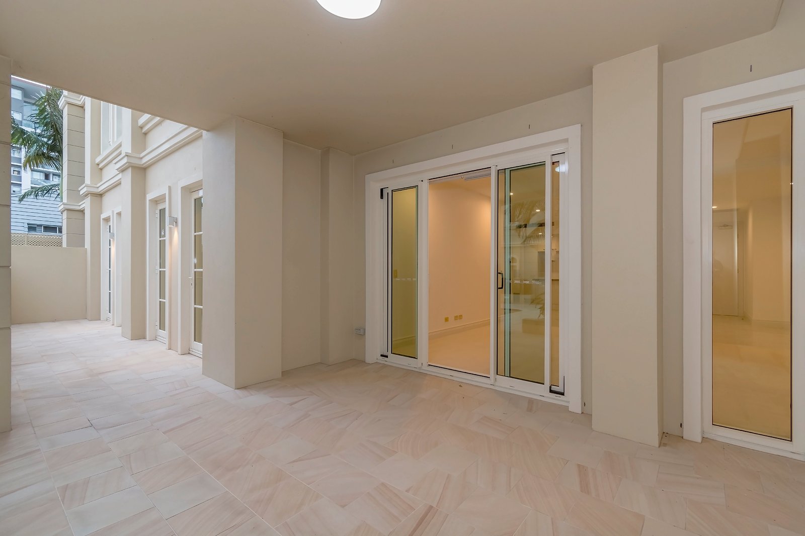 2/42-44 Brighton Parade SOUTHPORT 13