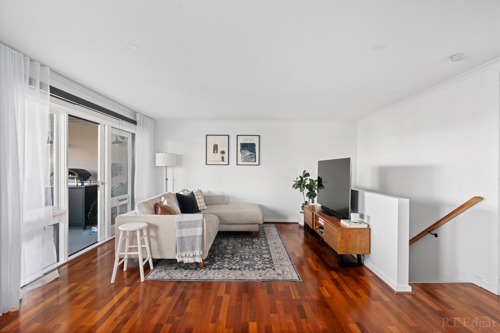 Real Estate and Property in 2/42-44 Regent Street, Preston, VIC