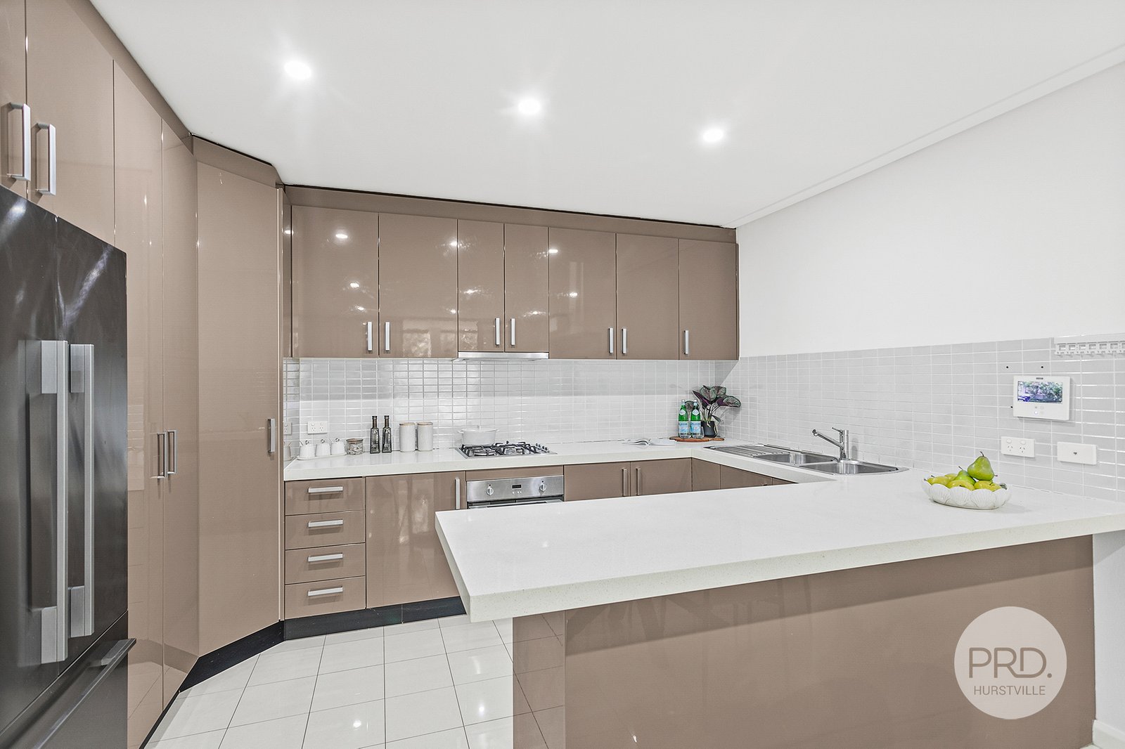 2/42-46 Carrington Avenue HURSTVILLE 4