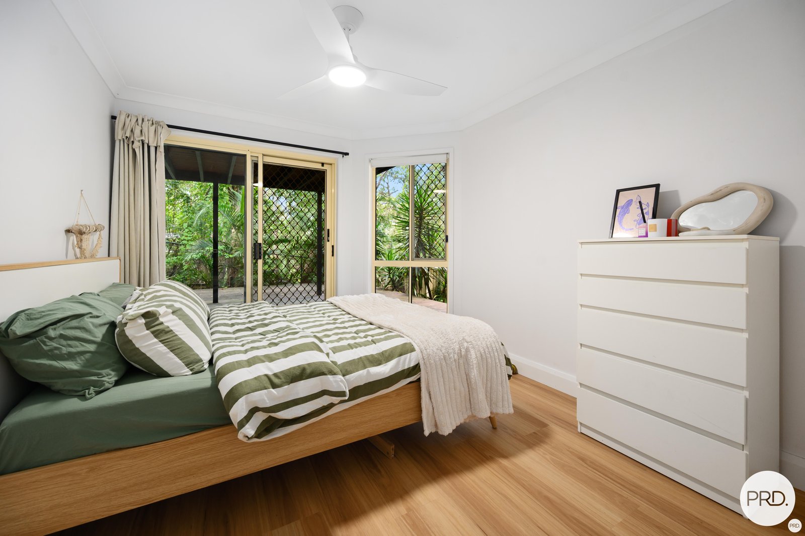 24/2-6 Simpsons Rd  CURRUMBIN WATERS 10