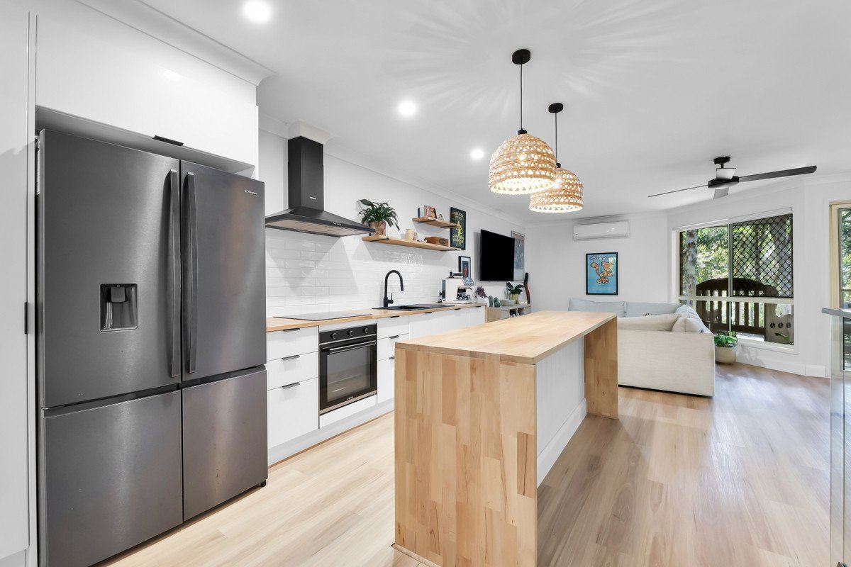 24/2-6 Simpsons Road Currumbin Waters 6