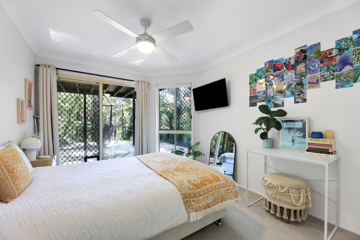 24/2-6 Simpsons Road Currumbin Waters 17