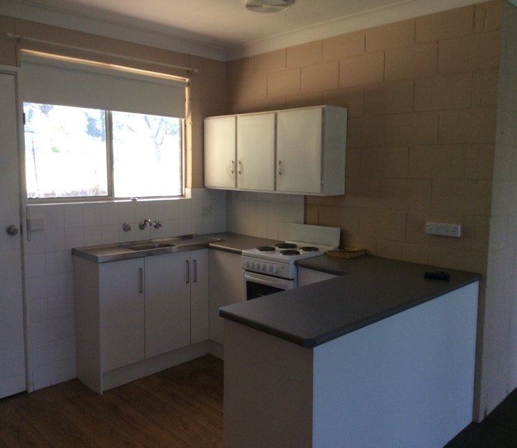 2/42 Albury St  TUMBARUMBA 2