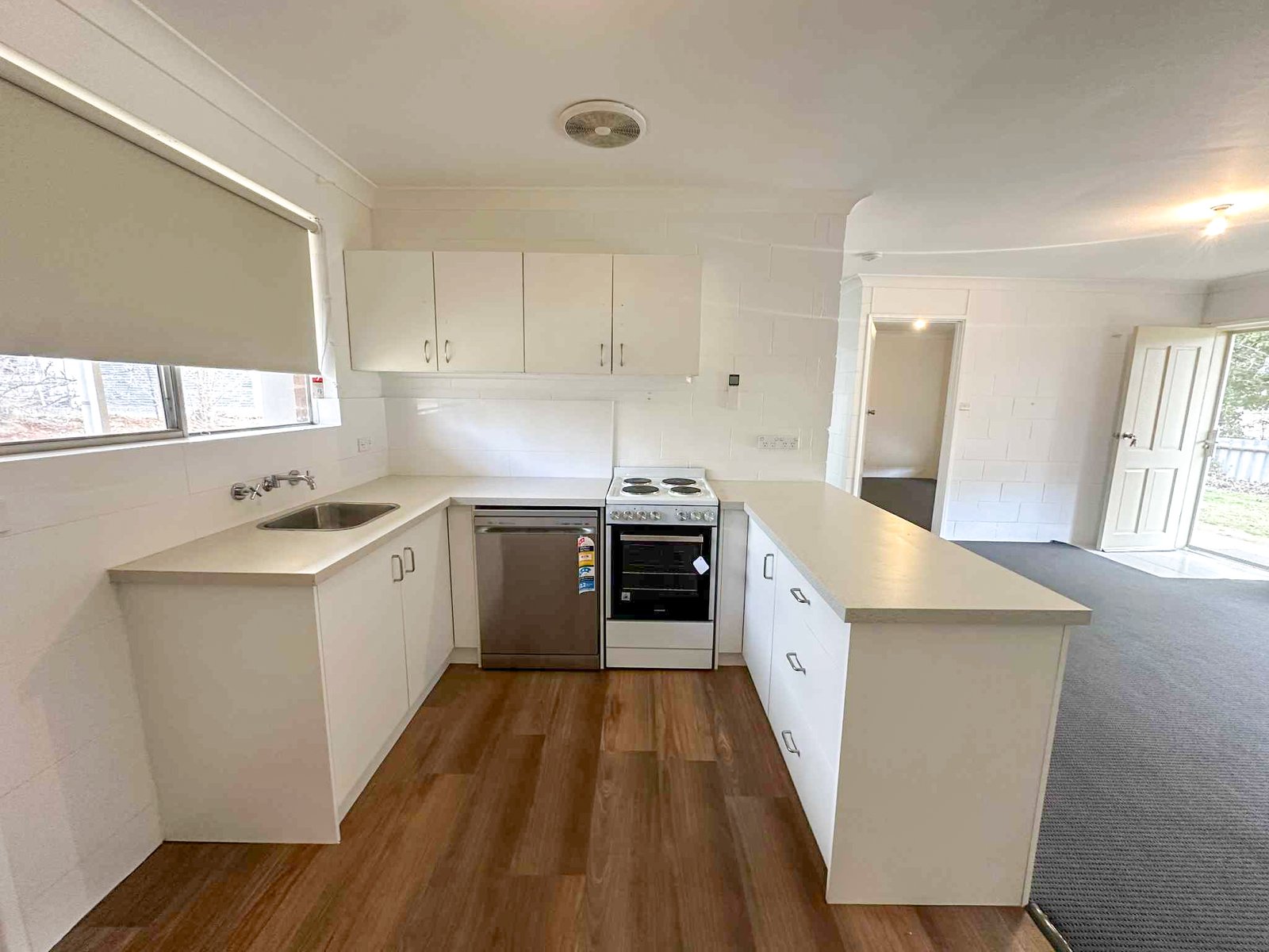 2/42 Albury St  TUMBARUMBA 2