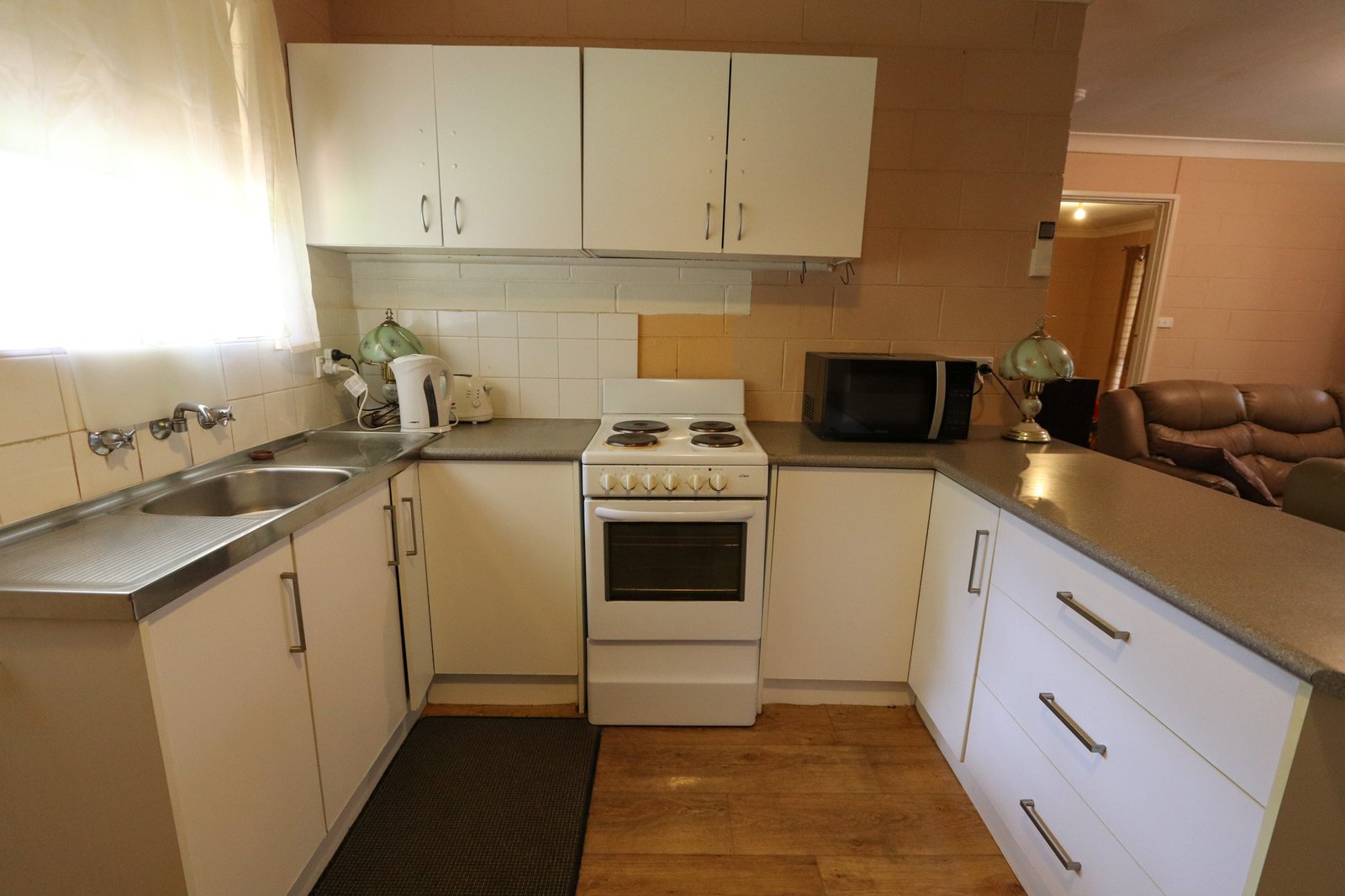 2/42 Albury St  TUMBARUMBA 2