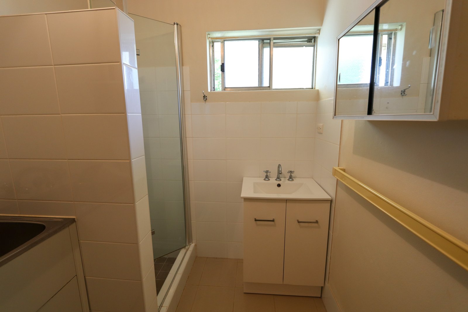 2/42 Albury St  TUMBARUMBA 5