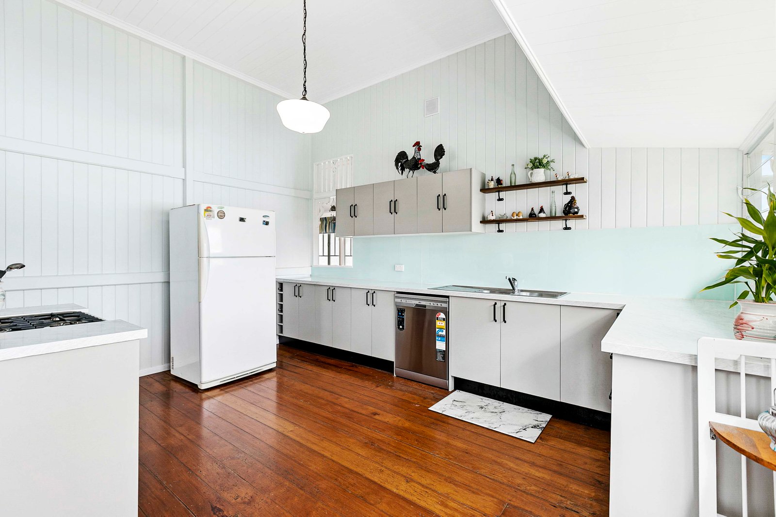 242 Alice Street MARYBOROUGH 10