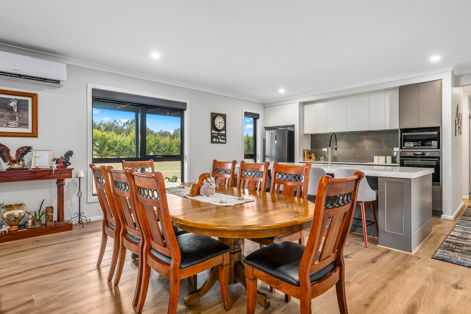 Real Estate and Property in 242 Avenue of Honour, Woodend, VIC