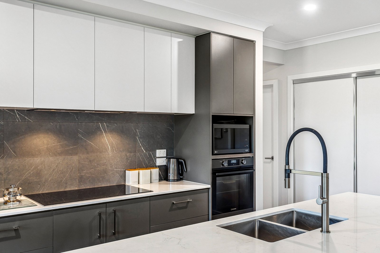 Real Estate and Property in 242 Avenue of Honour, Woodend, VIC