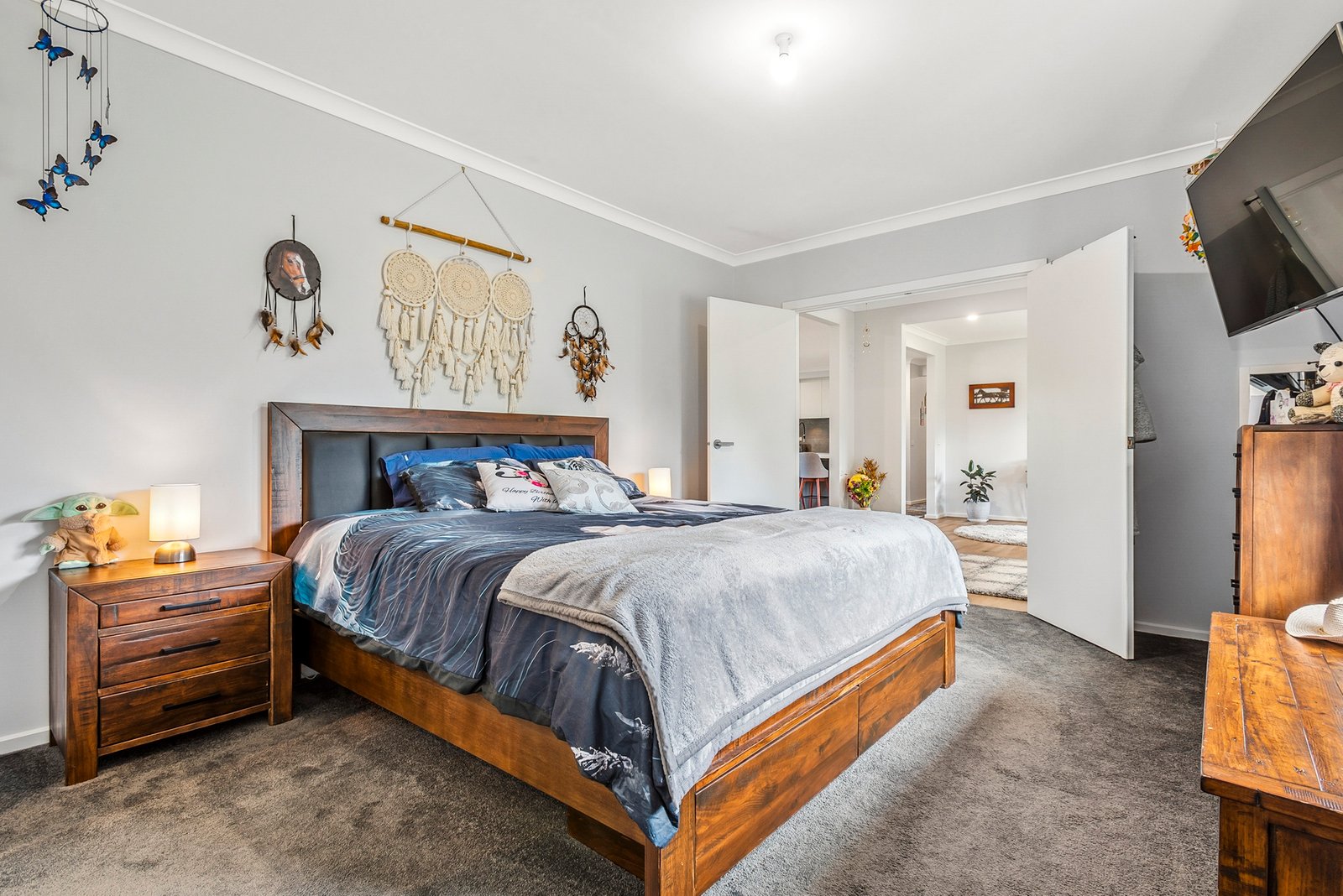 Real Estate and Property in 242 Avenue of Honour, Woodend, VIC