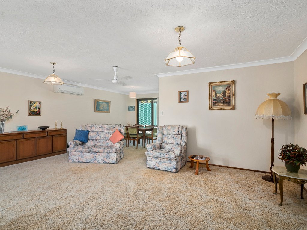 2/42 Bambaroo Cr  TWEED HEADS 2