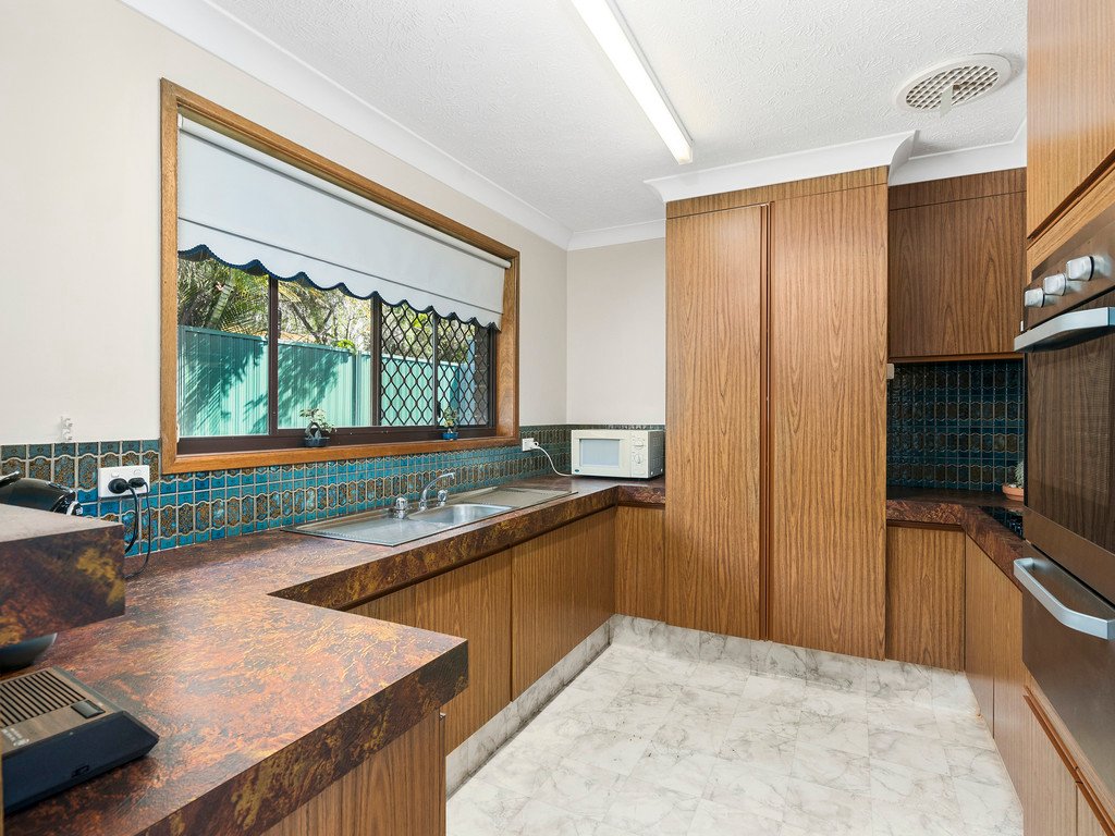 2/42 Bambaroo Cr  TWEED HEADS 4