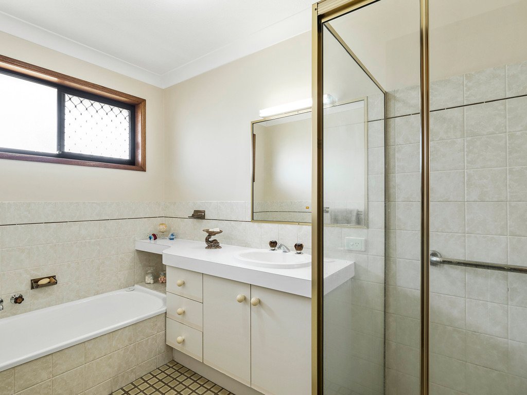 2/42 Bambaroo Cr  TWEED HEADS 7