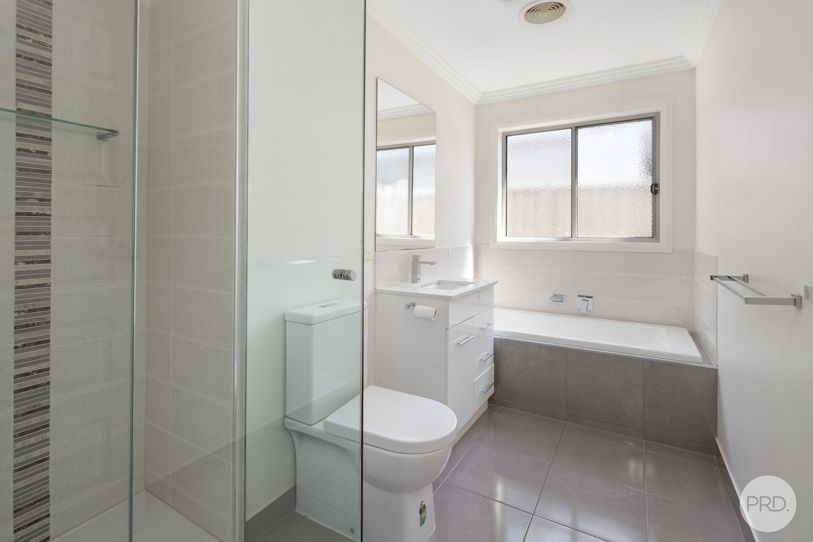 2/42 Bridge Street SEBASTOPOL 3
