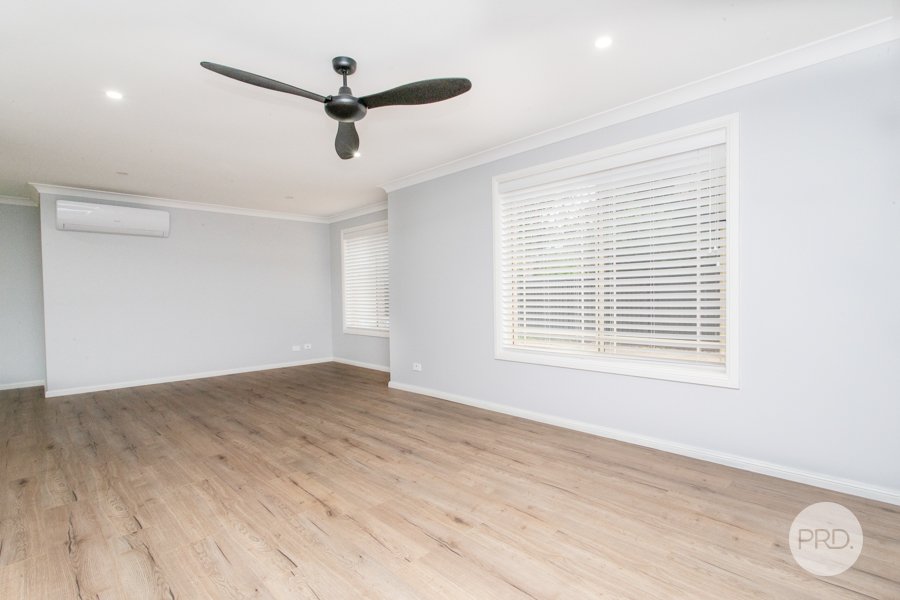 2/42 Bringelly Road KINGSWOOD 4