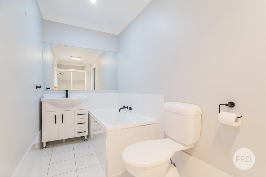 2/42 Bringelly Road KINGSWOOD 8