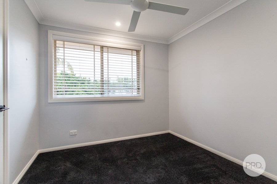 2/42 Bringelly Road KINGSWOOD 11