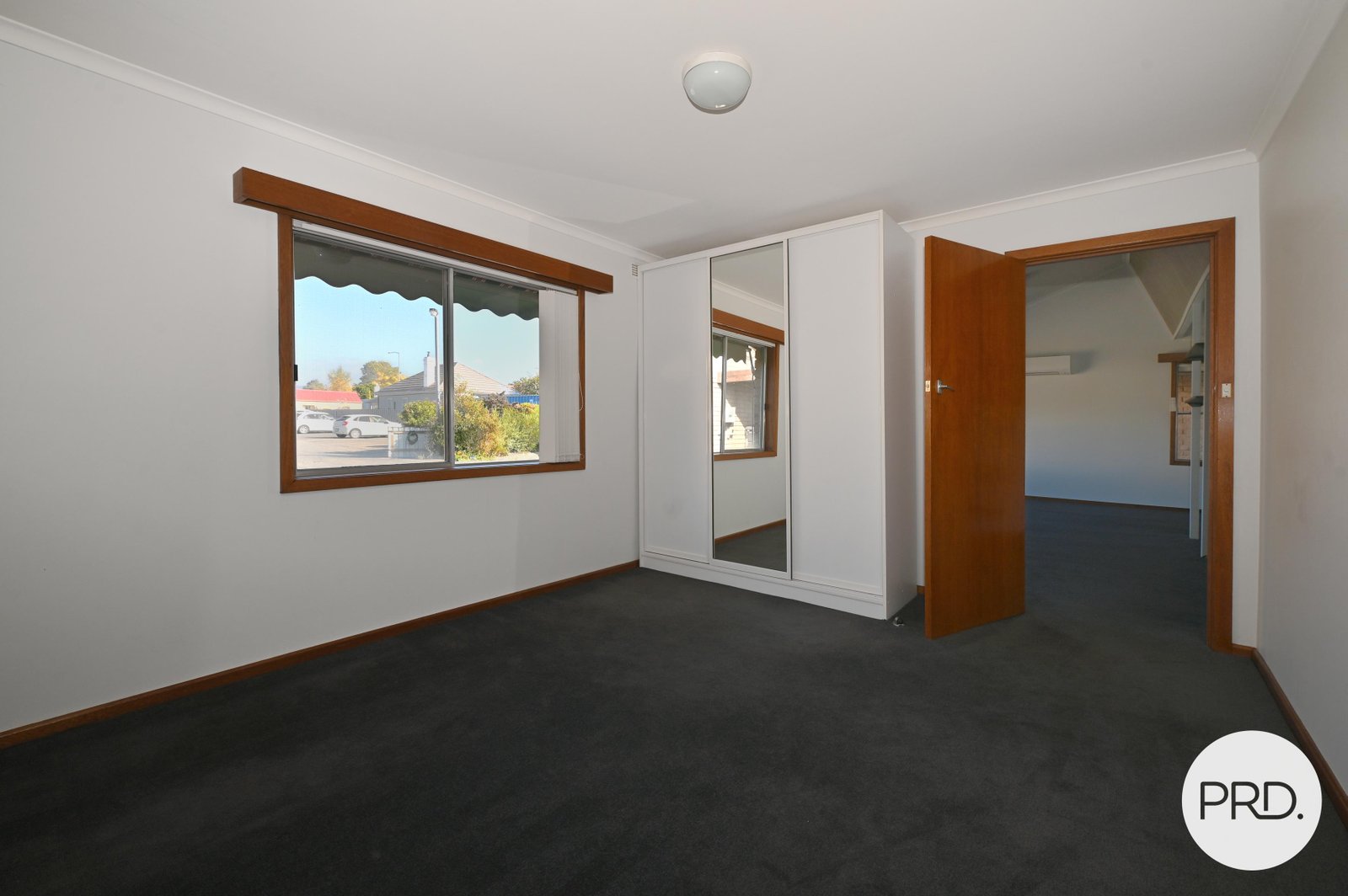 2/42 Burnett Street NEW NORFOLK 9