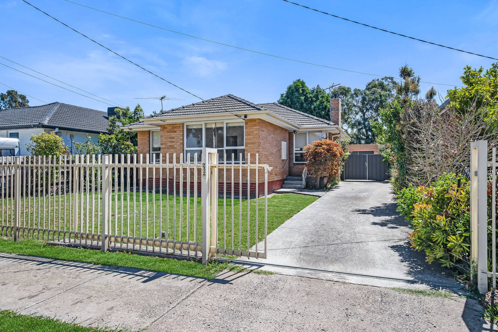 242 Chandler Road, Keysborough VIC 3173 Buxton 2022