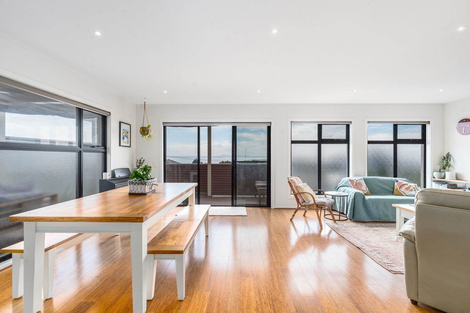 Gallery: 2/42 Coolangatta Drive