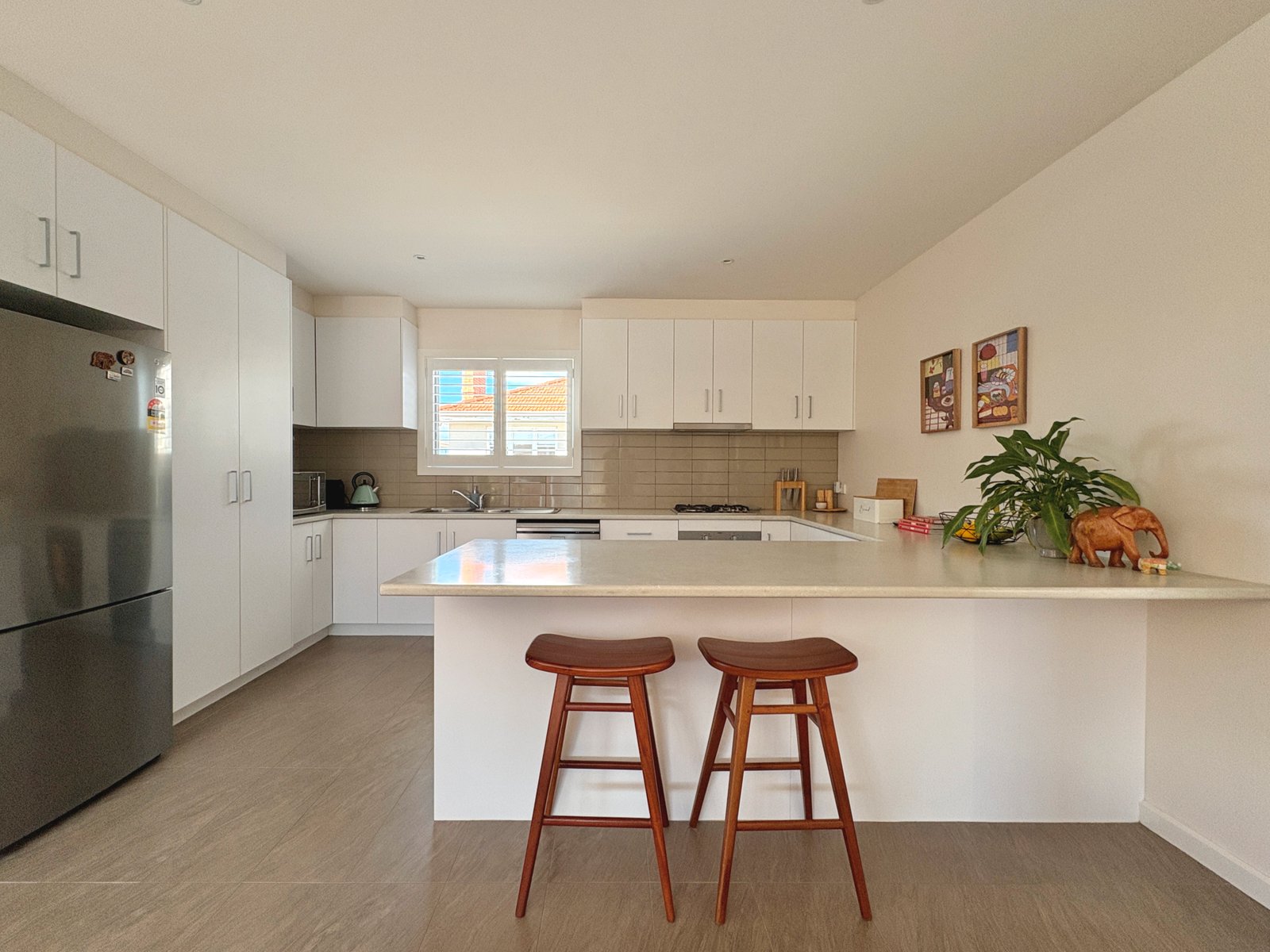 Gallery: 2/42 Curtin Street