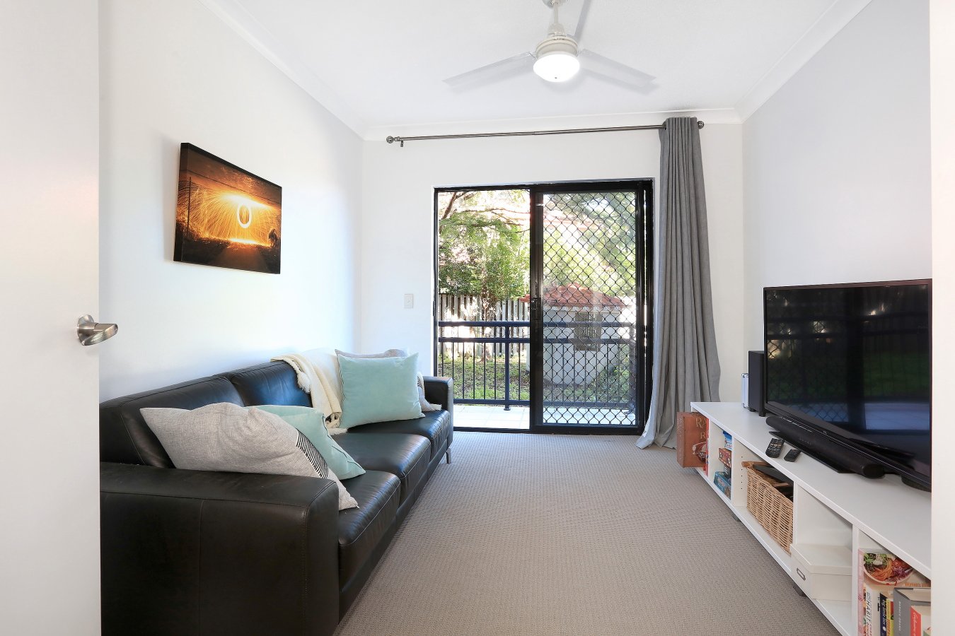 24/2 Geraldton Drive VARSITY LAKES 11