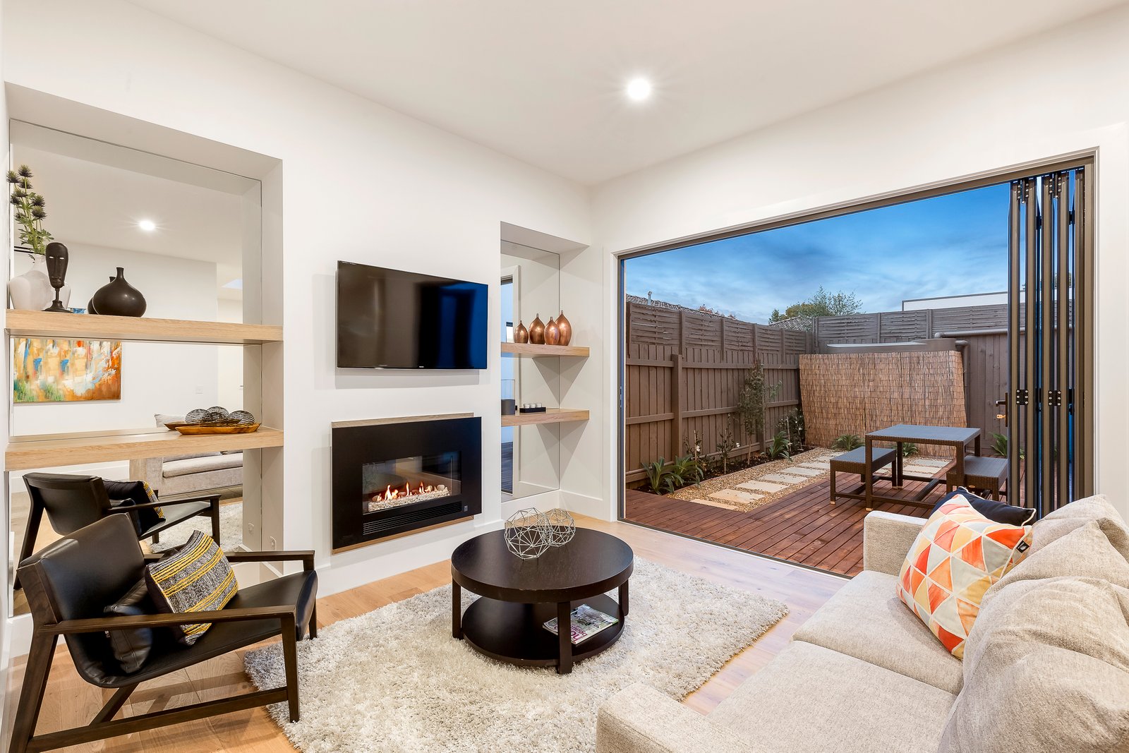 Gallery: 2/42 Highett Road