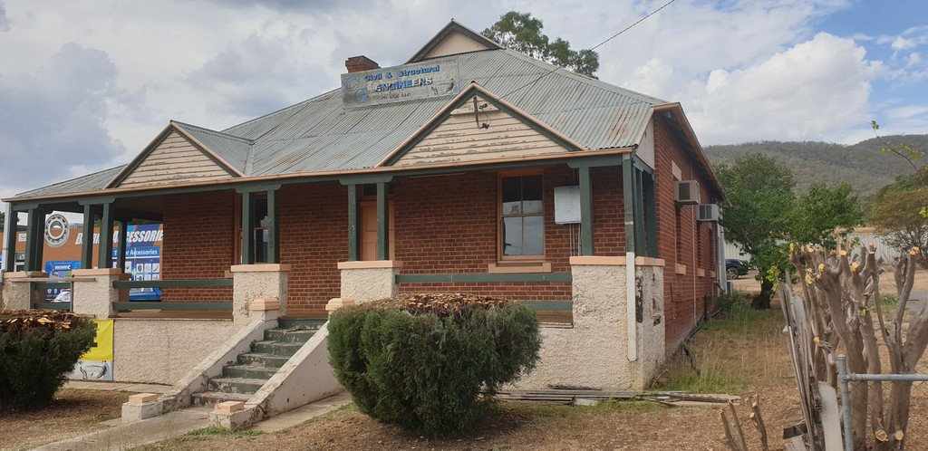 242 Marius Street TAMWORTH 2