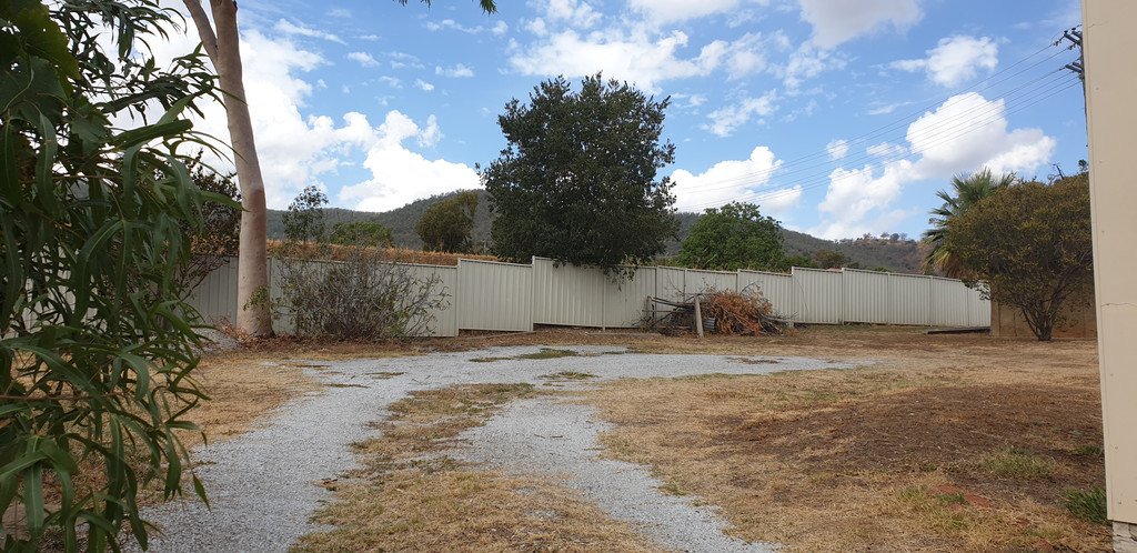 242 Marius Street TAMWORTH 16