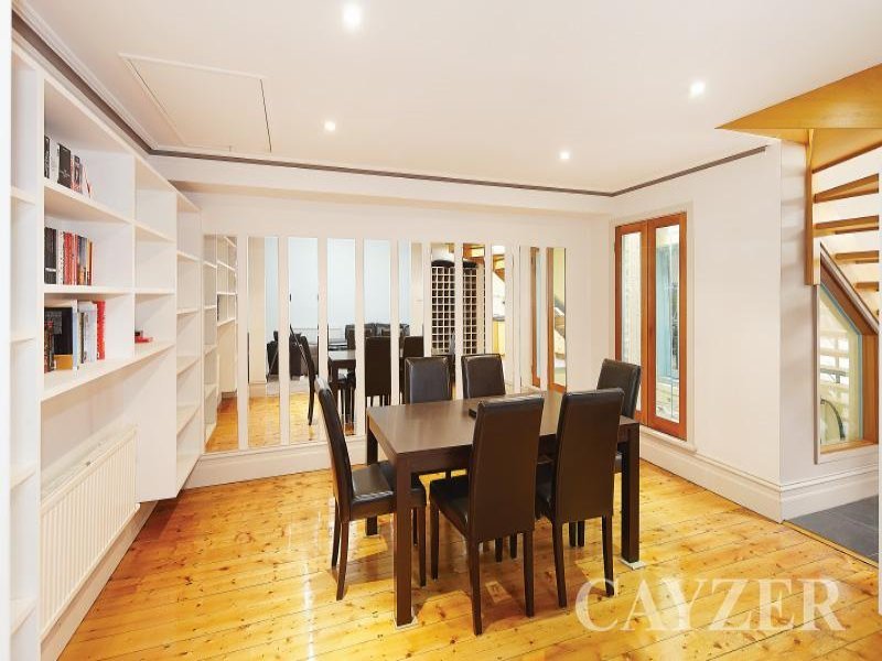Gallery: 242 Moray Street