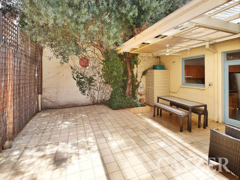 Gallery: 242 Moray Street