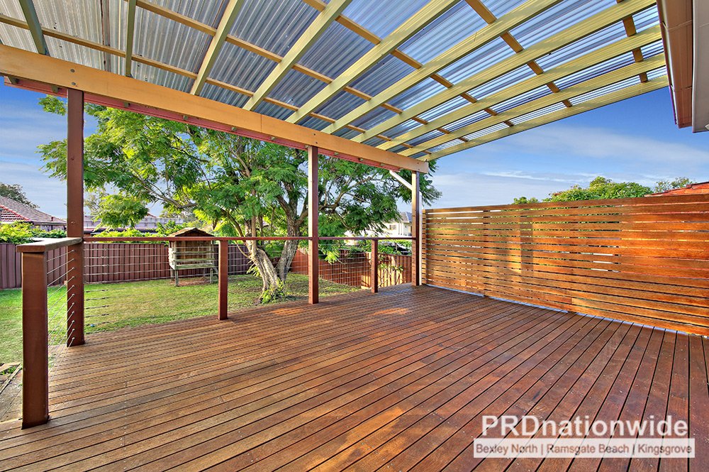 242 Stoney Creek Road BEVERLY HILLS 4