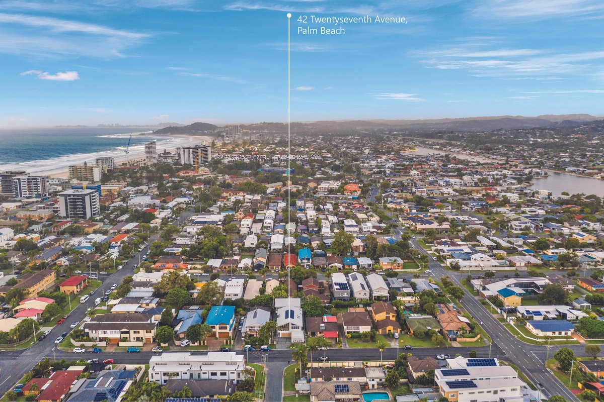 2/42 Twenty Seventh Avenue Palm Beach 22