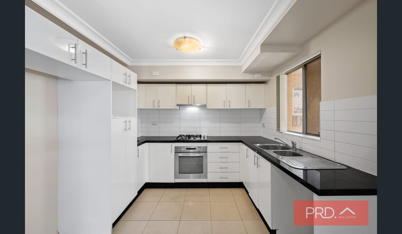 24/20 George Street LIVERPOOL 4