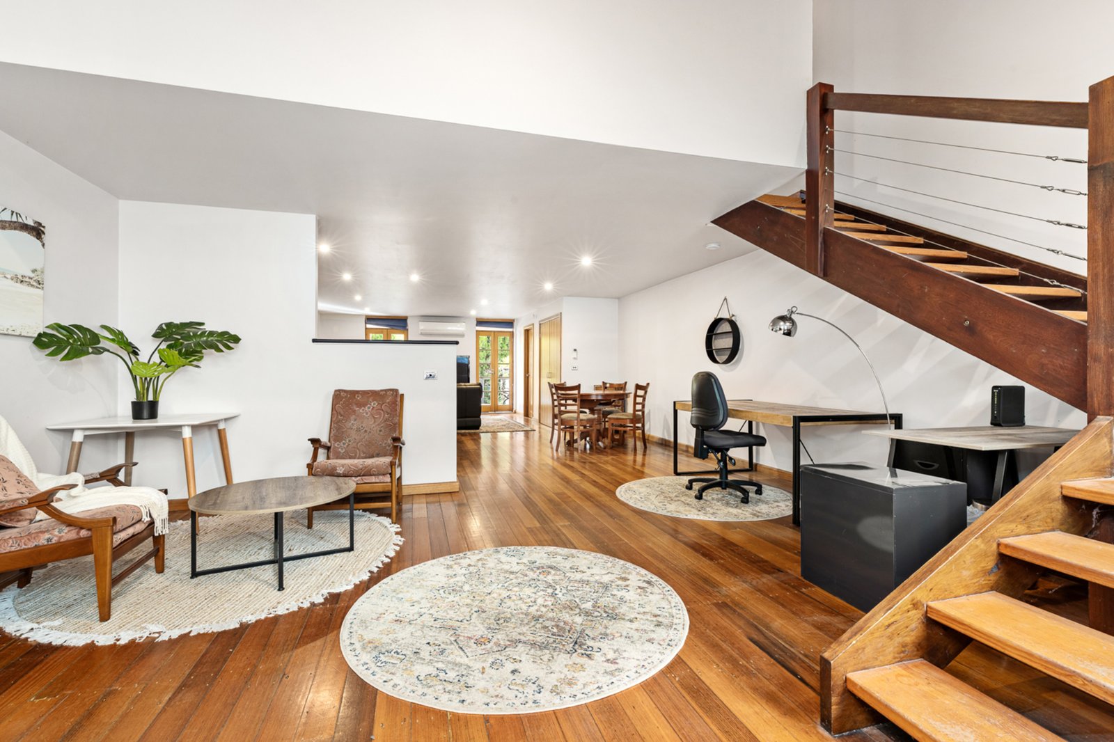 Gallery: 2/420 Larter Street