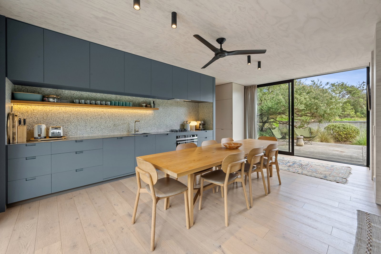 Gallery: 2/424 Sandy Road