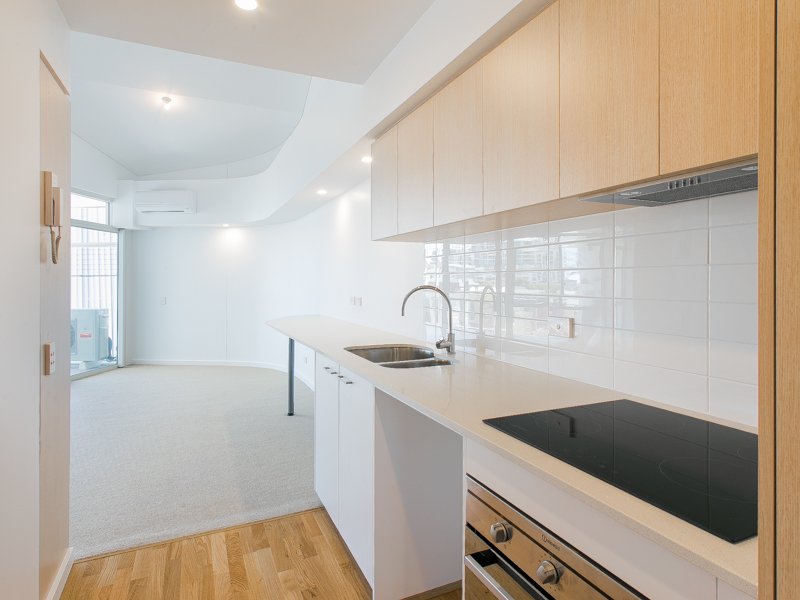 24/272 West Coast Hwy  SCARBOROUGH 6