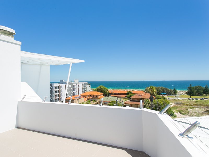 24/272 West Coast Hwy  SCARBOROUGH 4