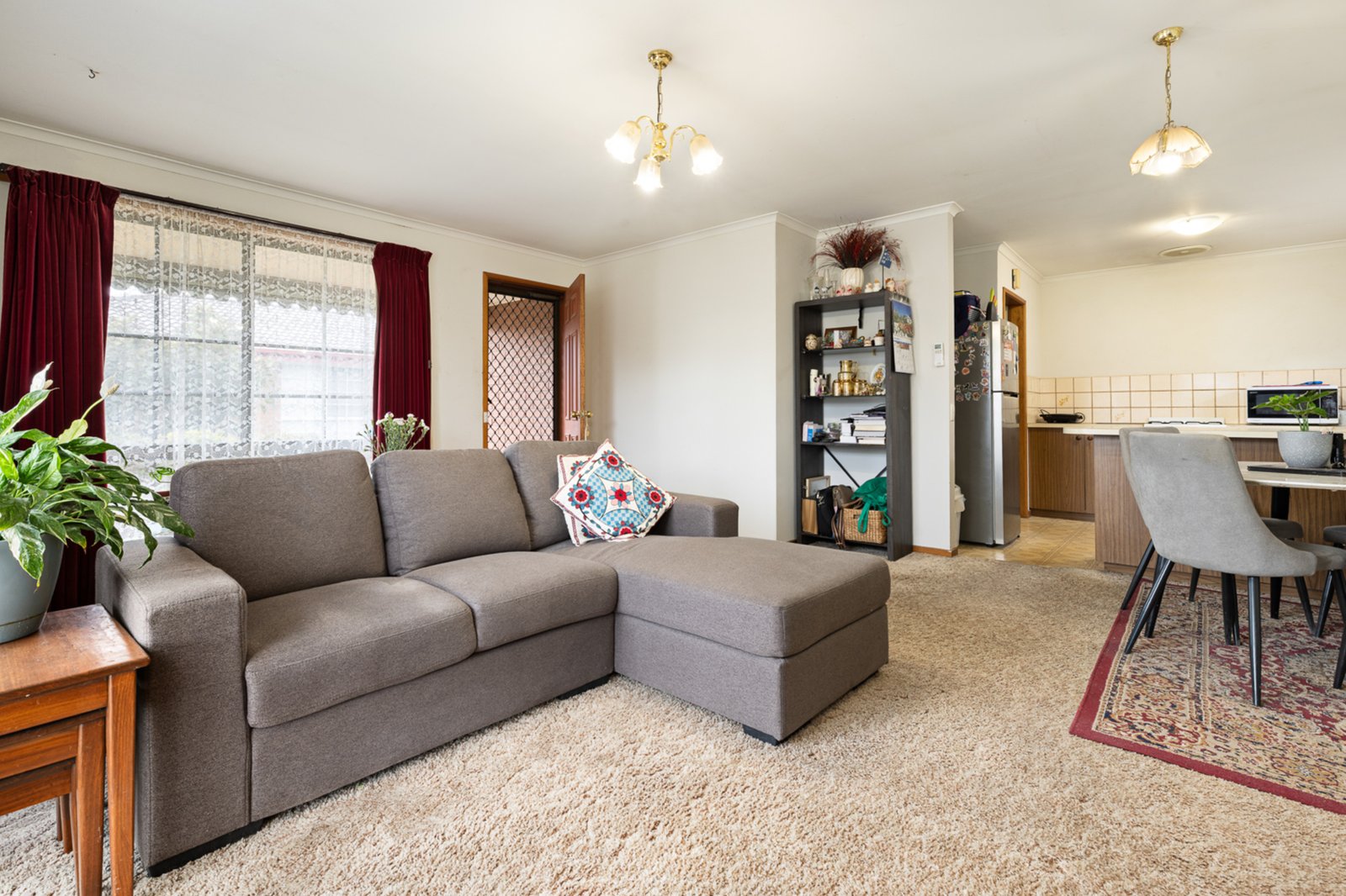 Gallery: 2/428 Gillies Street